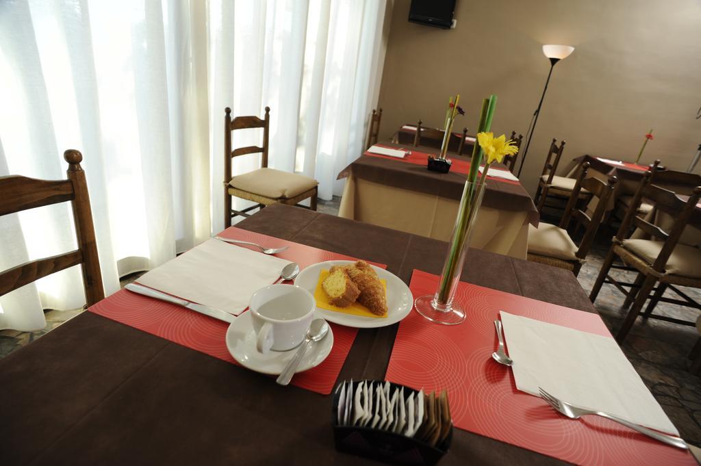 רג'לו Hotel Europa מראה חיצוני תמונה