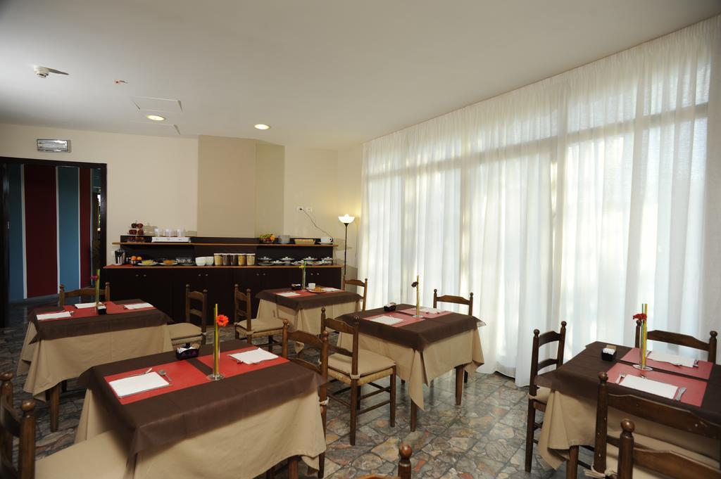 רג'לו Hotel Europa מראה חיצוני תמונה