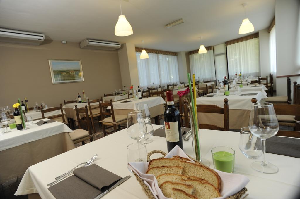 רג'לו Hotel Europa מראה חיצוני תמונה