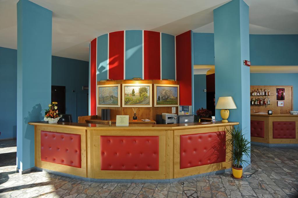 רג'לו Hotel Europa מראה חיצוני תמונה