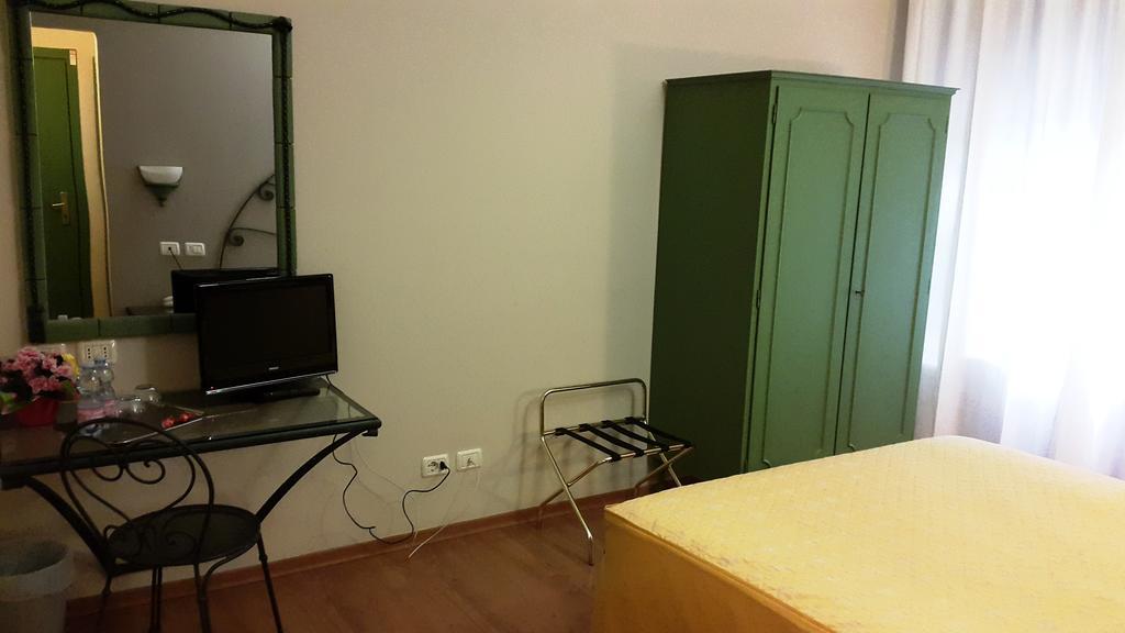 רג'לו Hotel Europa מראה חיצוני תמונה