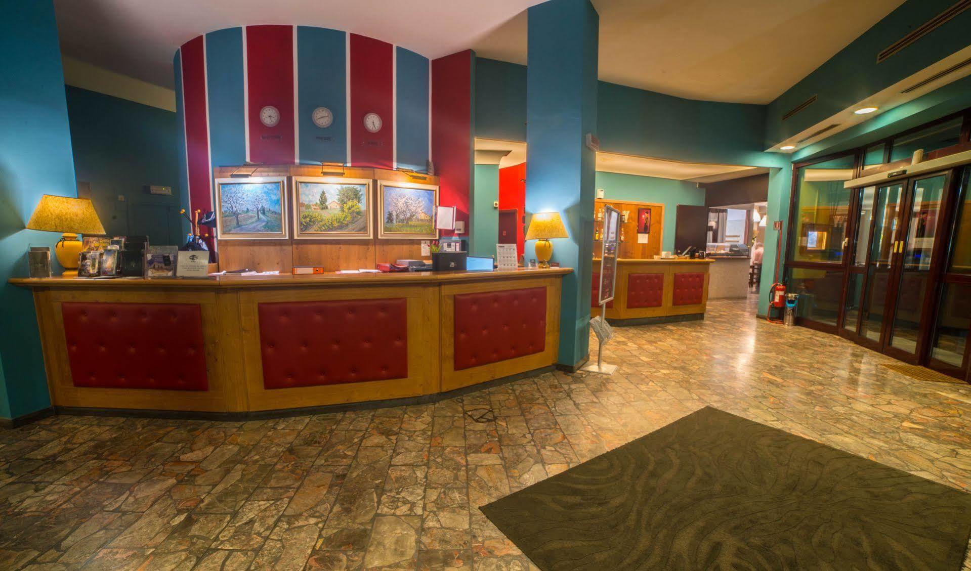 רג'לו Hotel Europa מראה חיצוני תמונה